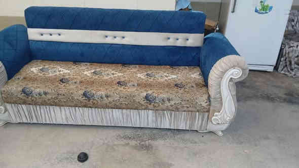 سلام عليكم تخم 10 مقاعد للببع جديد مابي ضرر او كسر تخم كلش حلو سعر 190 كربلاء زبيليه ***********
