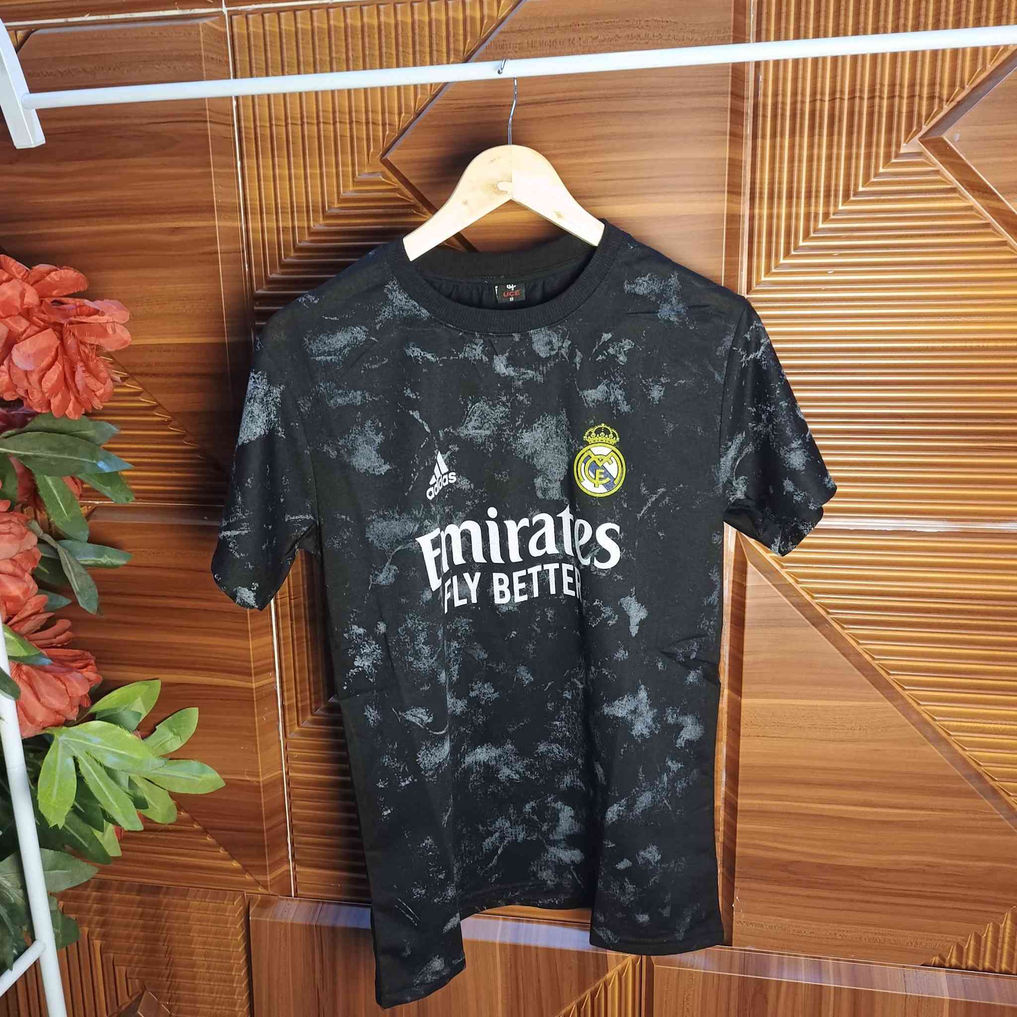 شلعة 18 قطعة شباب تركي اصلي مكاني حله وعندي توصيل
اليريد اقل عادي ابيعلة لان متواوزي على قسط جامعة🥲
سعر لقطعة 4 فقط.
***********
