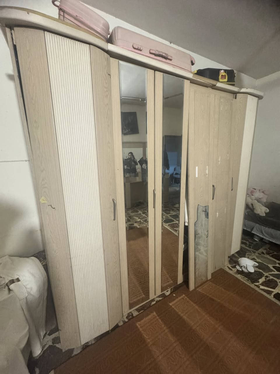 كنتور 
ميز تواليت 
جرارات 
للبيع ***********
100 الف
