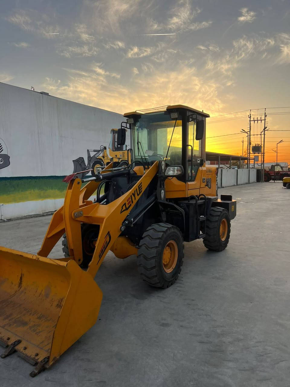 معرض تريكس وسط محيدين ارخس سعر في سوك موديل 2024سعر 180ورقه. ***********
***********
