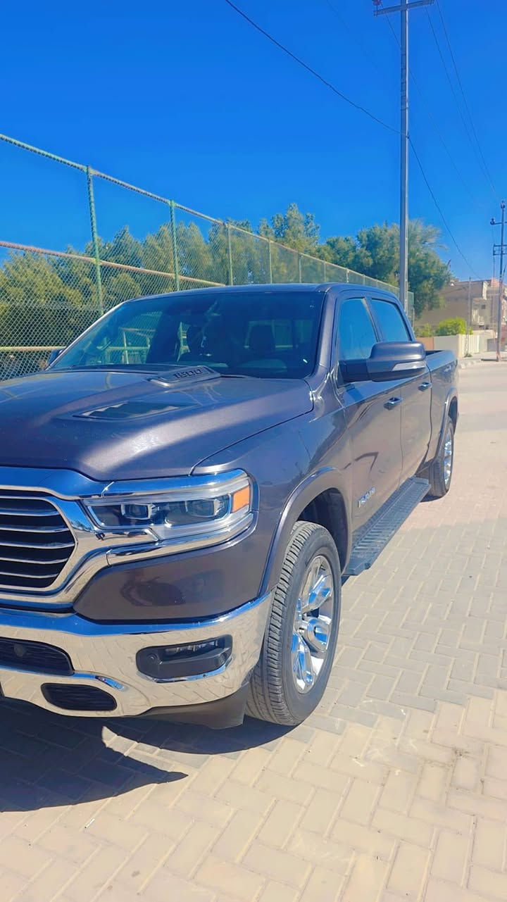 السلام عليكم 
دوج رام لارامي للبيع
موصفات
مري قلاب ونقاط عمياء
.كشنات جلد
حساسات  خلفي امامي 
رادارات 360 درجة
تشغيل عن بعد 
لايتات لد +زنون بكلايت لد ورادا
كشن السايق ميموري
قطعتين تبريد
هاند بريك بصمه
اوتو ستوب
اوتو هولد
مري شفط
فور ويل 4x4 دبل اكسل
فول تحكم ستيرن
شحن وايرليس
نظام ترحيب عند الاقتراب
السعر / 280 او بيها مجال 
للاستفسار رقم الهاتف
***********
