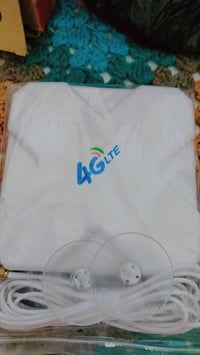 مقوي انترنيت • الجيل الرابع