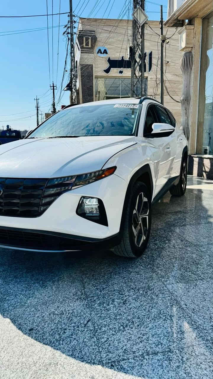 سلام عليكم للبيع فقط توسان دخول جديد موديل 2023 وارد أمريكي فول موصفات  ايرباك استيرن +البرده اليسره فتحه شاشه ديجيتال إشاير ترحيب كشن السائق كهرباء تحديد مسار نقطه عمياء أشارة بالمري رادار امامي وخلفي تبريد قطعتين داخل لونين كشنات جلد ويل كب حادثه صبغ نصف البنيد ماشيه32 السعر 190 وبيه مجال رقم بغداد بسمي العنوان بغداد البلديات الاتصال على الرقم ***********
