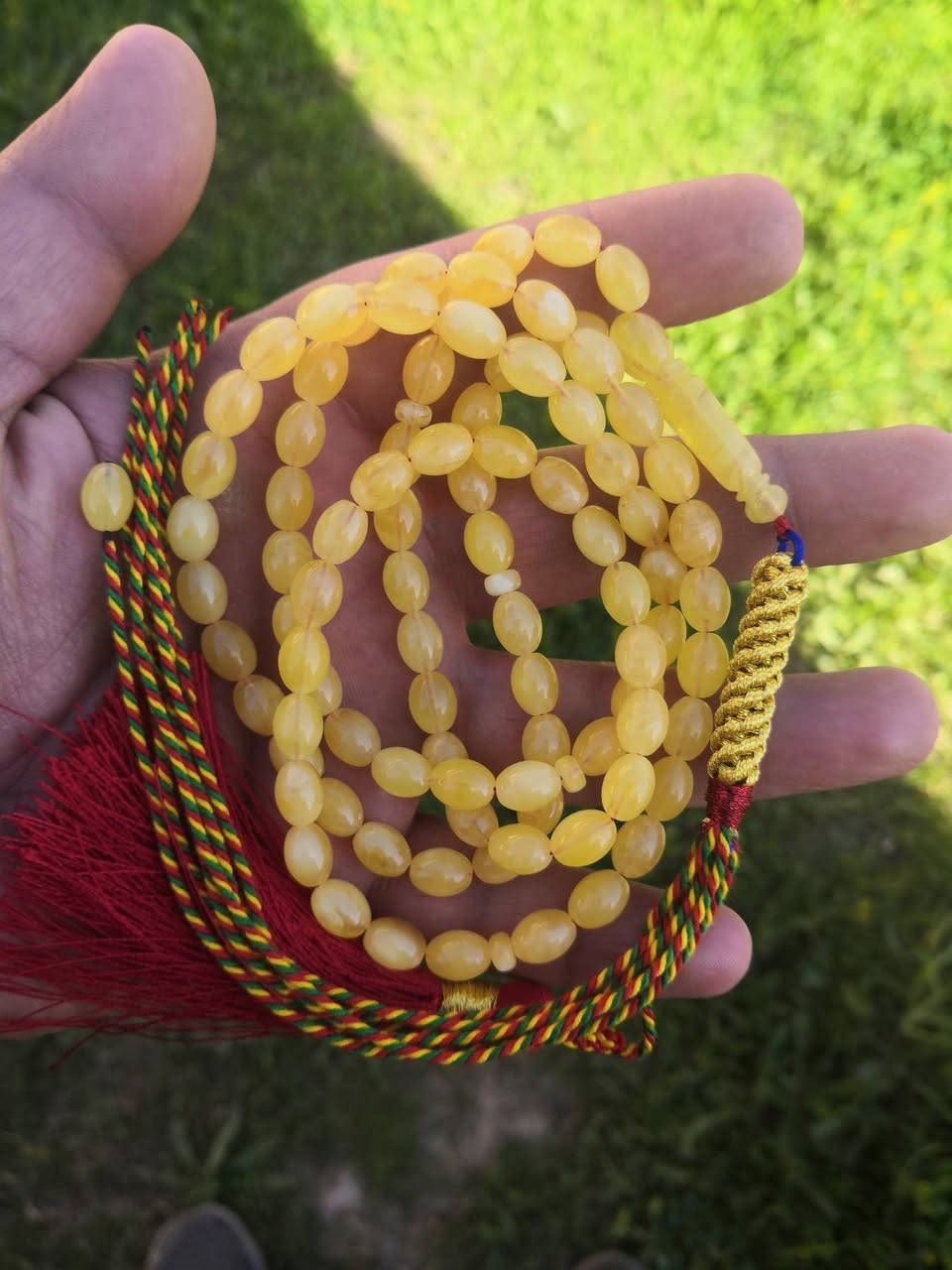 سلام عليكم
قطعه كهرب جميله بيض حمام 
قطعه جاي تغلف عدد الحبات 90 بدون فواصل
ويه الفواصل 94 حبه 
وزن 22 غرام 
مكاني بغداد مدينه الصدر 
اعتذر لا يتوفر توصيل


**إذا كنت صاحب هذا الإعلان وتريد حذفه لأي سبب، رجاءا أرسل رسالة إلى الدعم الفني**