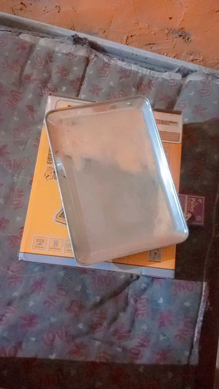 شباب عندي ميزان الكتروني محتاج وارد ابيعه وخذته من مجمع بغداد + استعملته شهر فقط واخو جديد وكارتونه ويا وجاهز  سعره 40 وبي مجال الشراية محتاج واريد ابيعه


**إذا كنت صاحب هذا الإعلان وتريد حذفه لأي سبب، رجاءا أرسل رسالة إلى الدعم الفني**