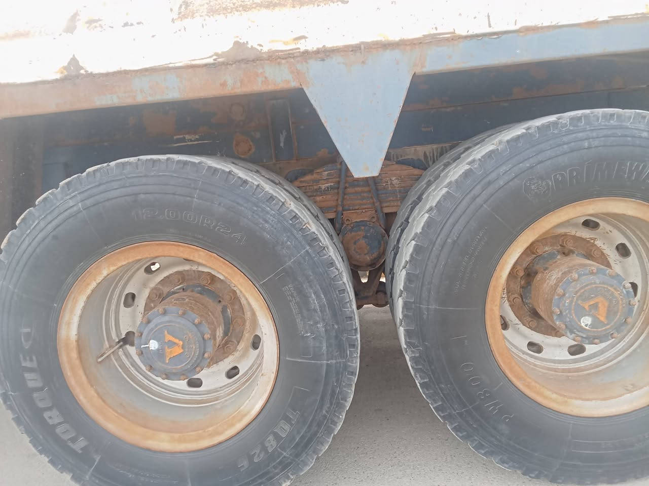 سلام عليكم  سياره فالفو موديل 92 مكينه جي 10 مكفوله لاتنقيص ولاتبخير كير 4×4 شلعه  مجموعه  فراشه تايرات عوزها ب زوج  بدي نضيف  بدون خياس  السعر 140 المكان واسط //*********** //***********
