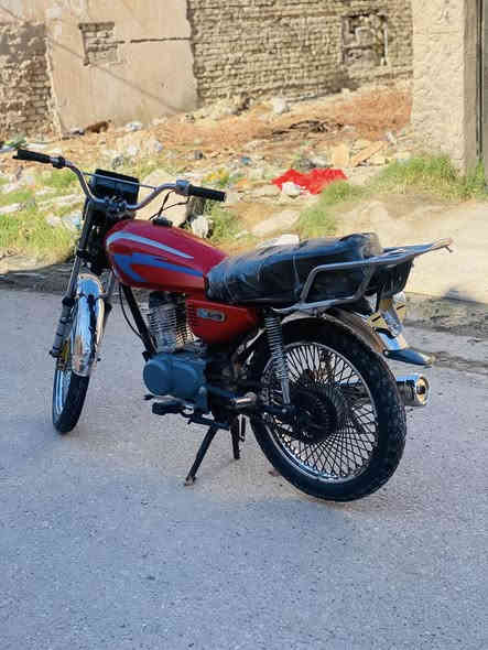 نامه موديل 2020 اوراق مال معرض لدراجه خير من الله مكينه لا تبخير ولا نضوح كلشي بيهاا جديد
تاخذهاا كلشي ما تصرف عليهاا شلعه ومعدل تخبل 
بغداد لحسينيه مال راشديه رايدها بـ 350 وبيهاا مجال ***********
