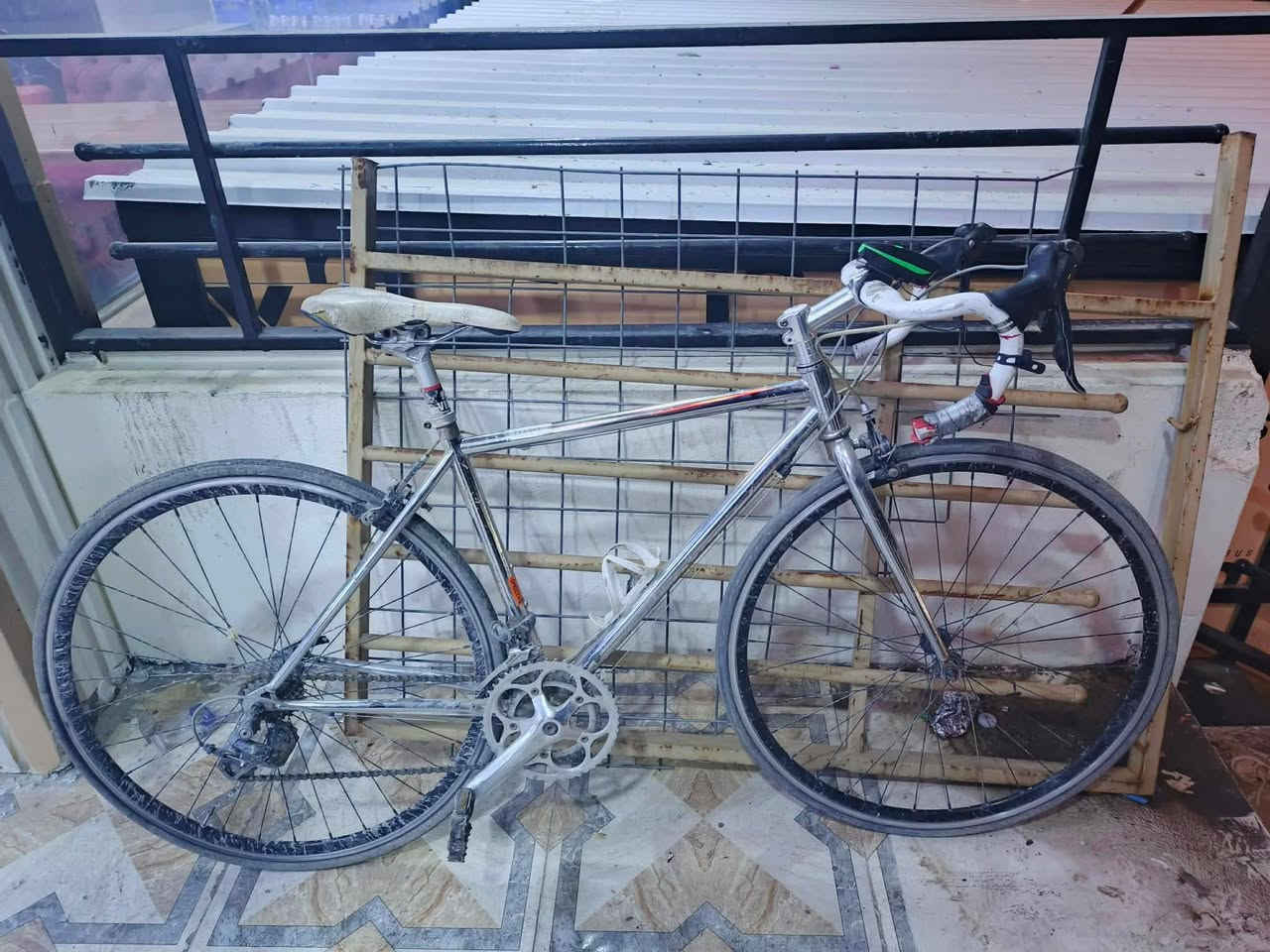 بايسكل رود للبيع نضيف السعر 180العنوان النتصار  للستفسار على الرقم***********وبي واتساب
