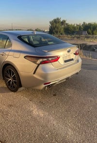 للبيع او مراوس كامري موديل 2022 هايبرد وارد أمريكي  حادث فقط جاملغ و ح...