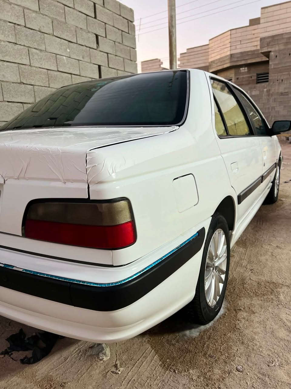 السلام عليكم بيجو موديل 25 مكفوله كفاله عامه ماشي 17 العنوان بصره زبير السعر 92 رقم الموبايل /***********
