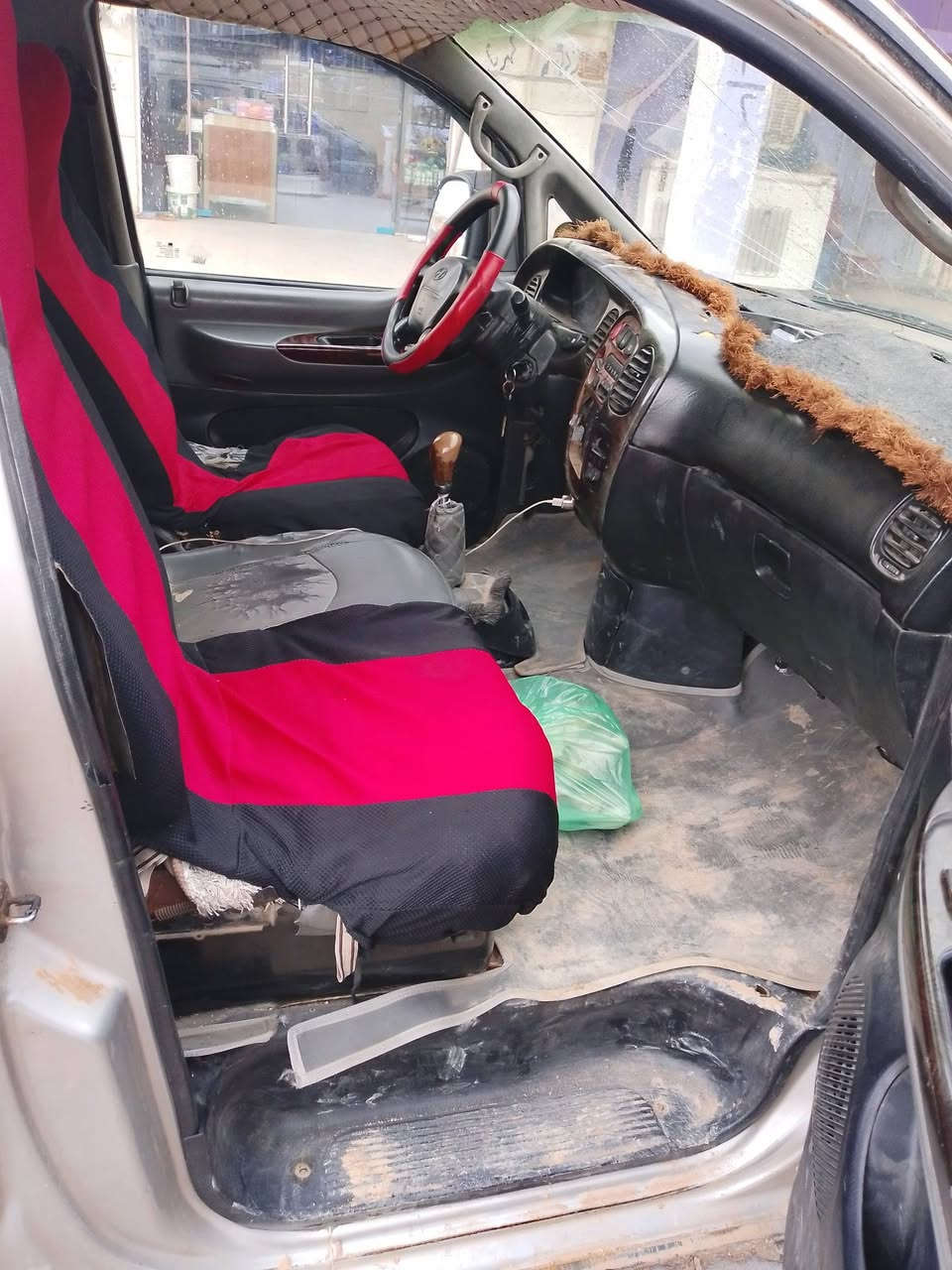 السلام عليكم
ستاركس 2007 للبيع بأسمي

رقم جديد سنويه لل28 محرك مسكر بي بخار قليل كير عادي باتري تايرات جديده  شواصي نظيفه ماملعوب بيه. 
السعر 60 وشرط التحويل مكاني القائم. ***********
