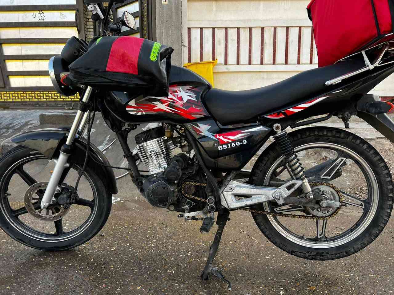 السلام عليكم اخوان هيوشة للبيع السعر 500وبي مجال المكان الكرمه واتساب ***********
