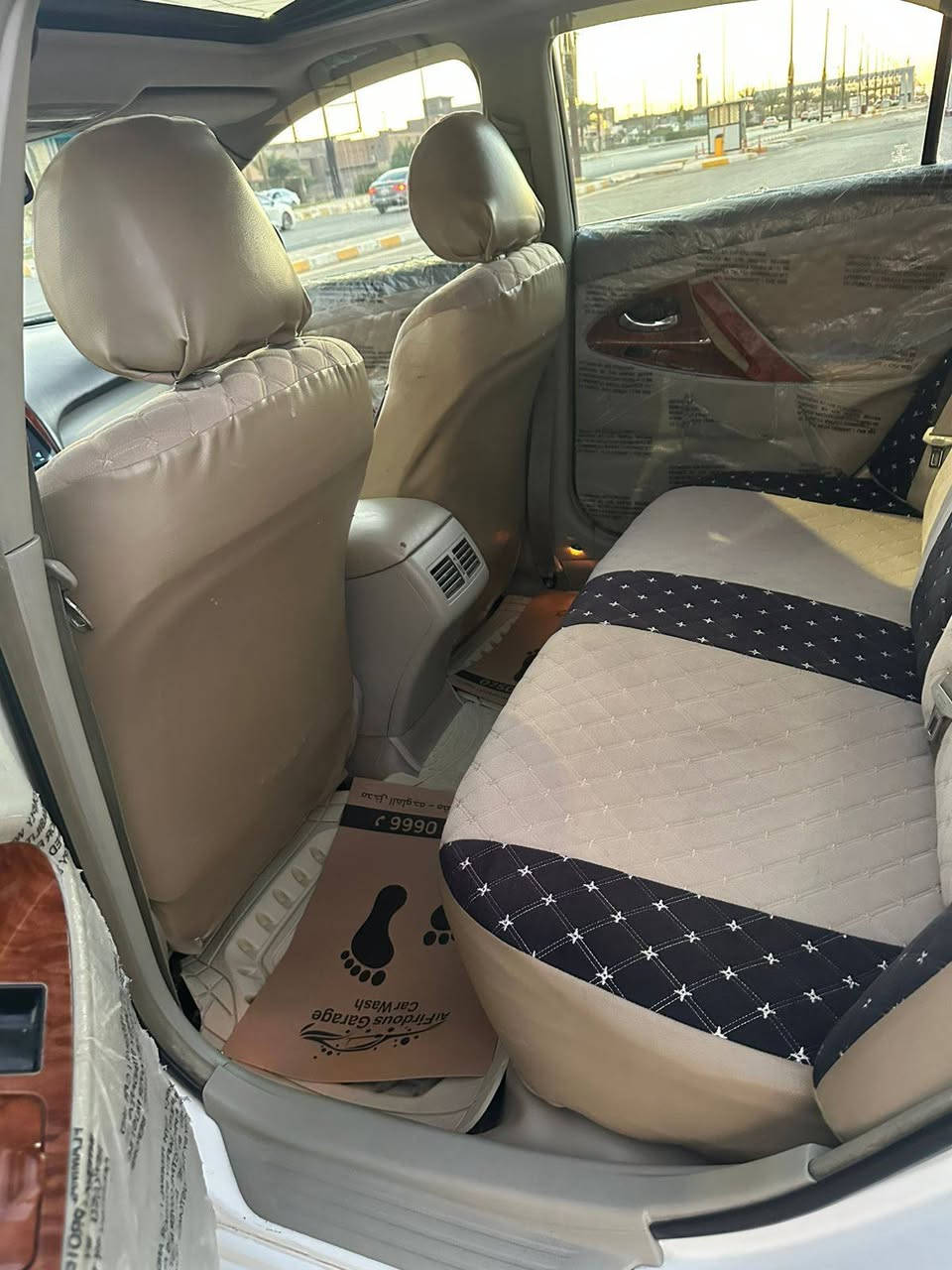 كامري ٢٠٠٨ محدثة ٢٠١١.. قياسا بموديلها نظيفة جدا.. فول مواصفات
رقم بغداد.. جوكر
حساسات امامي وخلفي
شاشة كبيرة
تحكم ستيرن
كروز سرعة
بردة خلفية بلادية
منظومة زنون
كير محرك نظيفة جدا
باتري وتايرات وصدر جديد
الداخل مغلف نايلون ومدوشم
فتحة سقف
محرك ٢٤٠٠ vvt
حساسات منظفة كلها
مبدل تخم بلكات ومنطقة التوزلات ومفحوصة المجاول ومنظف الجويتر
مربوط ويه الشاشة تلفون نوت ٢٠ بلادي اصلي لون تركوازي هديه ويه السيارة بالعافية على الي تصير من نصيبة. 
ترايك البصرة سيارة مثل الساعة بفضل رب العالمين.. بيها نواقص بسيطة قياسا بموديلها
السعر ١٠٧ .. التواصل على الفيس.. وربي يرزق الجميع ويوفق الجميع.


**إذا كنت صاحب هذا الإعلان وتريد حذفه لأي سبب، رجاءا أرسل رسالة إلى الدعم الفني**