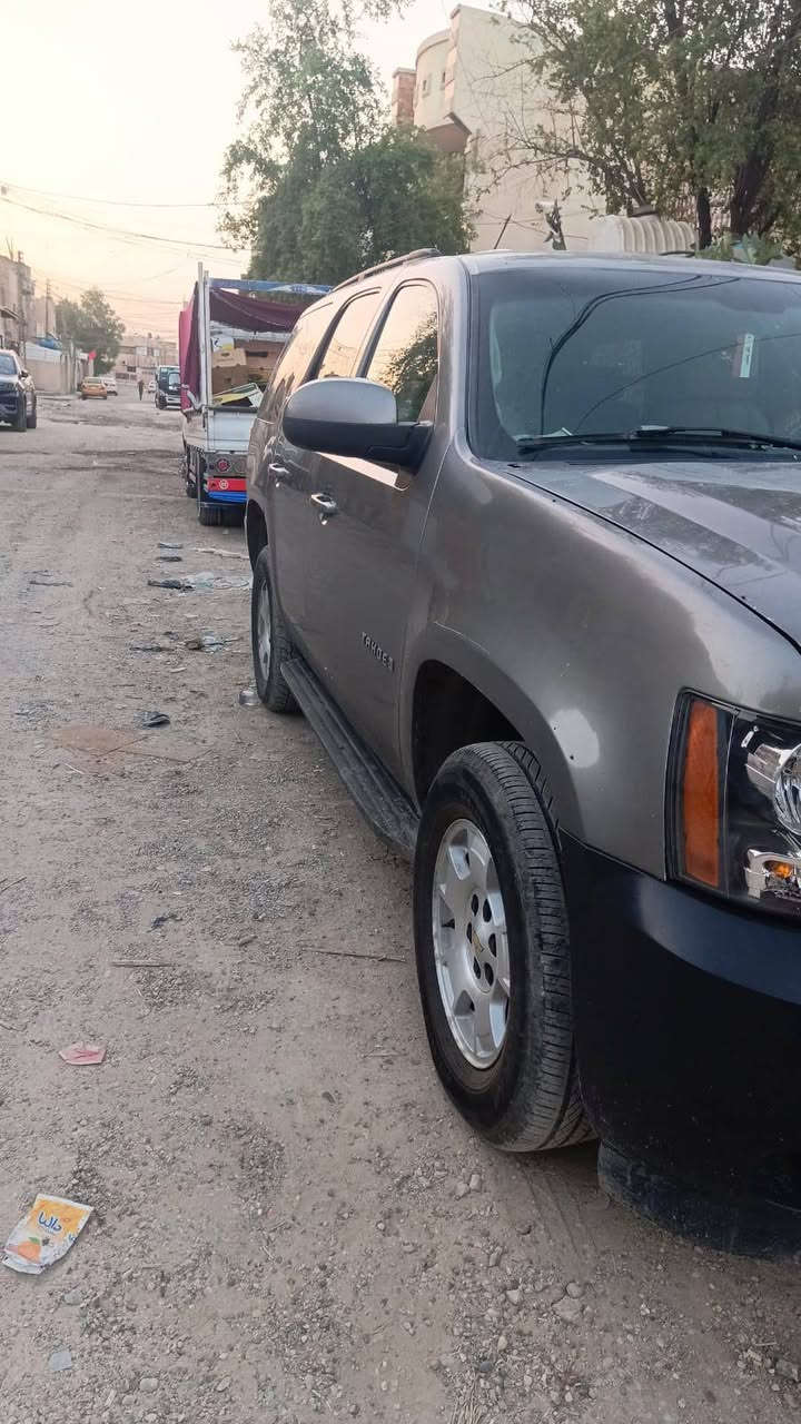 السلام عليكم ورحمه الله بركاتة
تاهو دوات دوات بتره مكفولة من كص من مكينه وكير وسرقه واعشائر 2007 مكاني بغداد سعر 70 وبيه مجال الاستفسار على رقم *********** ومسجله الترقيم
