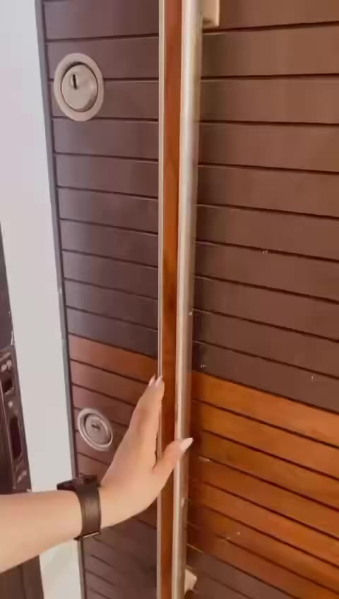 بيع شقة بسعر مناسب
شقة للبيع – مجمع إيادي كاردن ستي +جاهزه للسكن 
(نظام اقساط +قرض مصرف العقاري)
✨ شقة جديدة ومميزة بمواصفات راقية

📐 المساحة: 155 م²
🛏️ 2 غرف نوم (غرفتين )
🛋️ صالة واسعة ومريحة
🌿 شرفتين (بالكونات)
 طابق رابع

💎 مناسبة جداً للعوائل  ومحبي المساحات الواسعة والراحة
📍 موقع هادئ وخدمات متكاملة وأمان عالي
📞 للحجز والاستفسار: ***********
