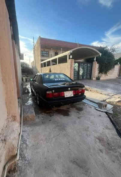 الـسـلام وعليكم
بيـم 🧿
مـوديل 91
تبريـد ثلـج❄️
تدفئه شغالة 💯 
رقم أربيل 👀
تخم تاير جديد 🦅 
دواخل جديده 💯
كهربائيات كلة جديد 🌪️ 
محرك وكير جـديد 💯
سبير جديد 🌪️
قطرة خيـاس مابيهة 🪬
سيارة جديدة 🧿
تحويل ثانـي يوم 👋🏼
تنتة 🫶 
✈️6V👀525
مكانـي ديالـى خانقـين 
وهذا رقمي ***********حيدر العنبكي 
ســعـر 70 وبيها مجال 💙
