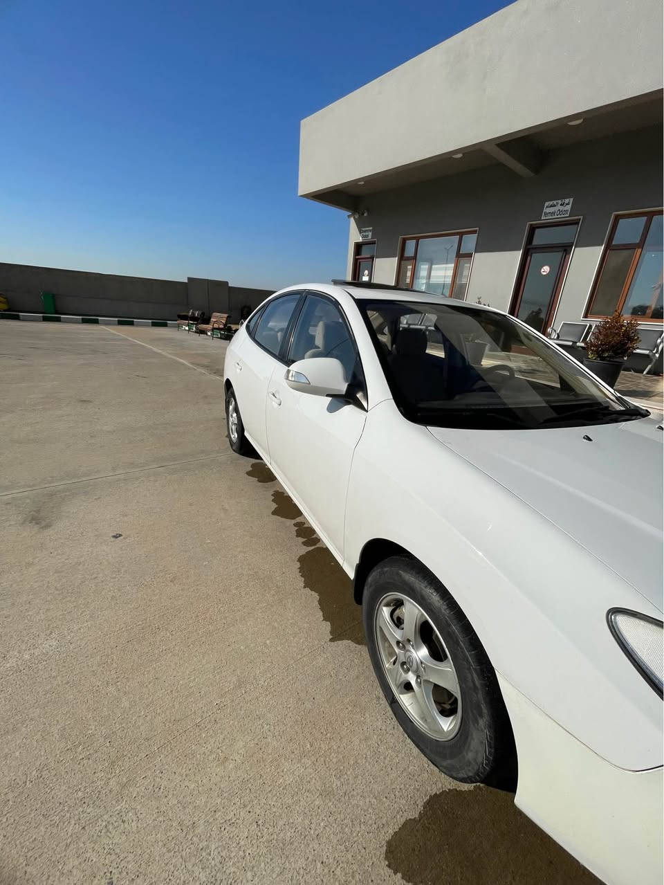 142هزارا بريفه جوي
جاملوغي سنكي لاي سايقي صبغه
سلايده
سعر 120 ومجاال
*********** زاخو, دهوك
