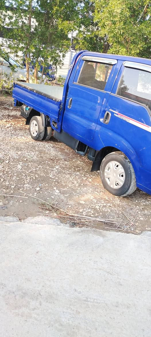 سلام عليكم 2022 فول وربع اوت ماتيك
ماشيه  14 الف
كفاله عامه
السعر 175 وبيها مجال
***********
