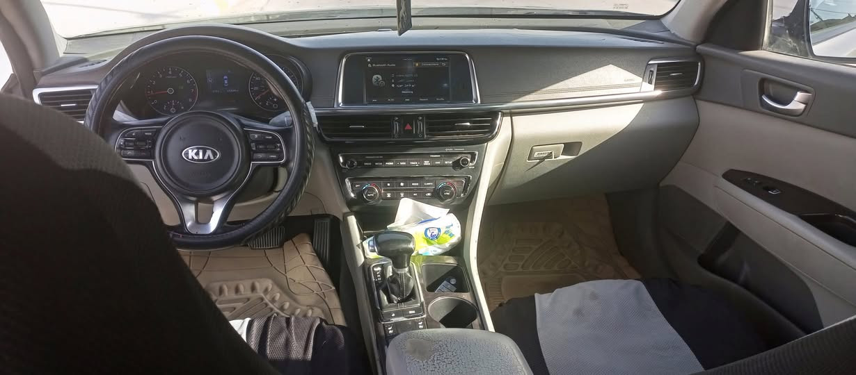 السلام عليكم اوبتما موديل 17 فول 1/1 معروفه مواصفات الفول ميحتاج اشرحهن  رقم بغداد انگليزي بسمي  وارد امريكي.
مكينه كير حداديه تخم تاير تبريد خلفي امامي كله مكفول سياره خير من الله 
بيه ضربه جهت سايق بدون داخل صبع احزام  ابيع. عام كفلك كص  تحويل وشرعيات والبقيه سويج. السعر  105 قفل من الاخير. شراي يخابر وبخدمته *********** واذا اكو مراوس عادي
مكاني واسط
