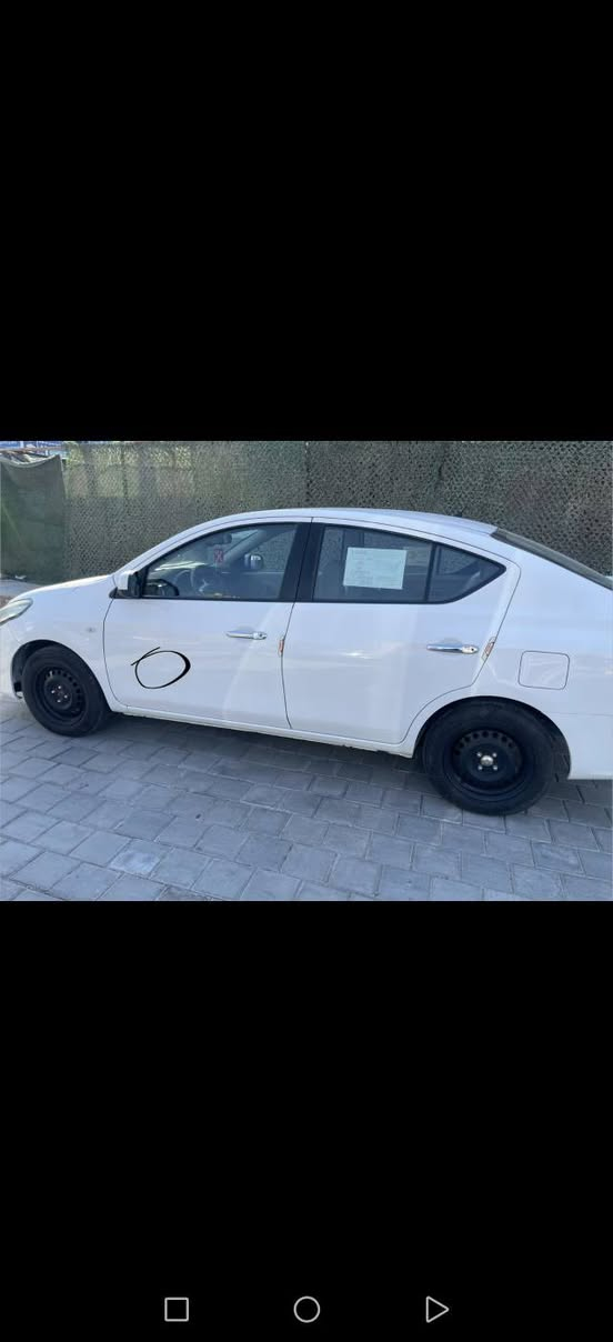 السلام عليكم للبيع نيسان سني هندي 
موديل 22
ماشيه 85
مكفوله من الضربه والصبغ بيه ملاحضات بسيطه مأشر  عليهن بارد 
السعر 115 بيه مجال 
رقم صاحب السياره ***********
