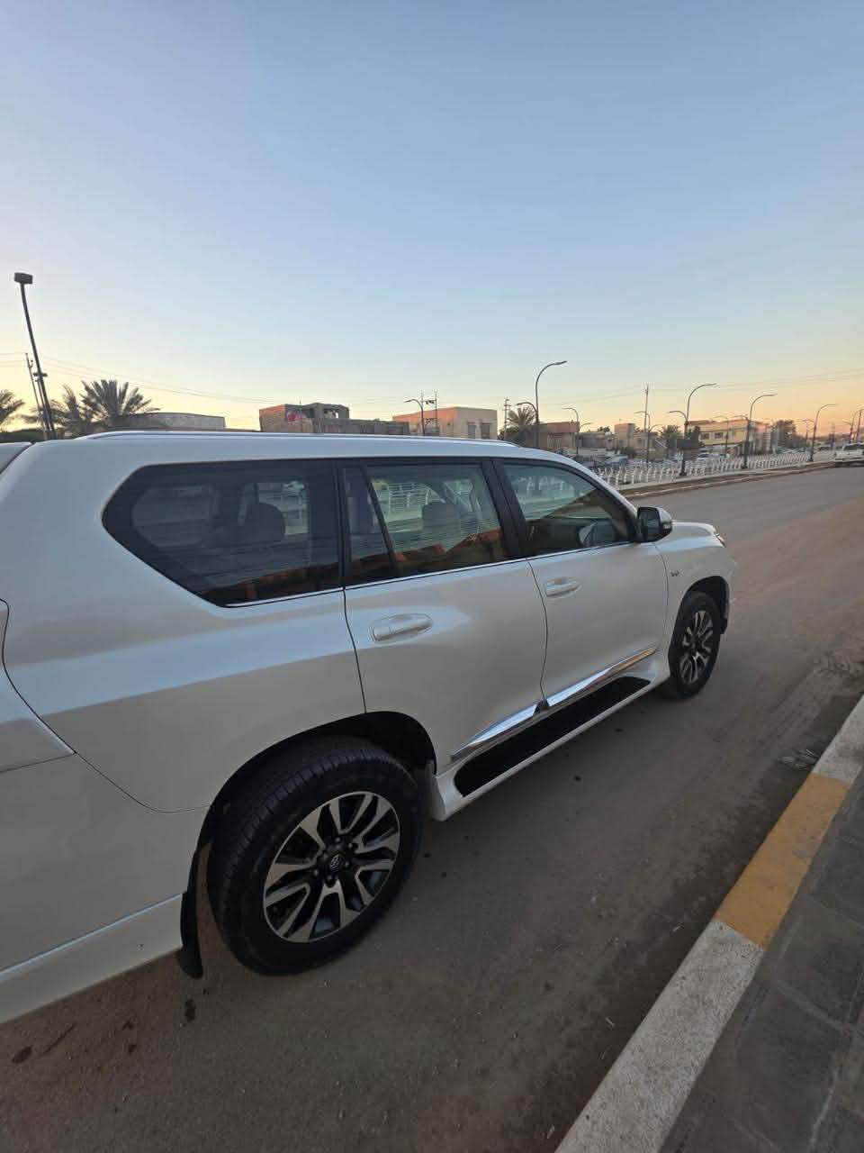 -السلام عليكم
تويوتا برادو 2023 
-مواصفات VX فول مواصفات المعروفة
-دخول ذكي تشغيل ذكي تشغيل عن بعد
-حساسات خلفية
-كامرة خلفية
-كشنات جلد كهربائية للسايق والصدر
-شاشة حجم كبير
-السيارة صيانتها يم شركة ساز ( تبديل دهن وصيانة دورية كاملة )
- ماشية 75000KM
-فتحة سقف
السيارة كاملة مكملة اني مطلعها من الشركة على ايدي بيها فقط بارد كما موضح بالسونار
 السيارة رقمها اربيل باسمي
مكان السيارة بابل الحلة
السعر 48000$
للاستفسار *********** حلة, بابل
