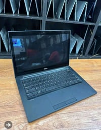 Dell 7280 بشاشه لمس Cori7 الجيل السادس   رام 8GB قابل للتطوير  هارد 12...