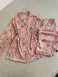 تراكات • ملابس رياضية • ستايل