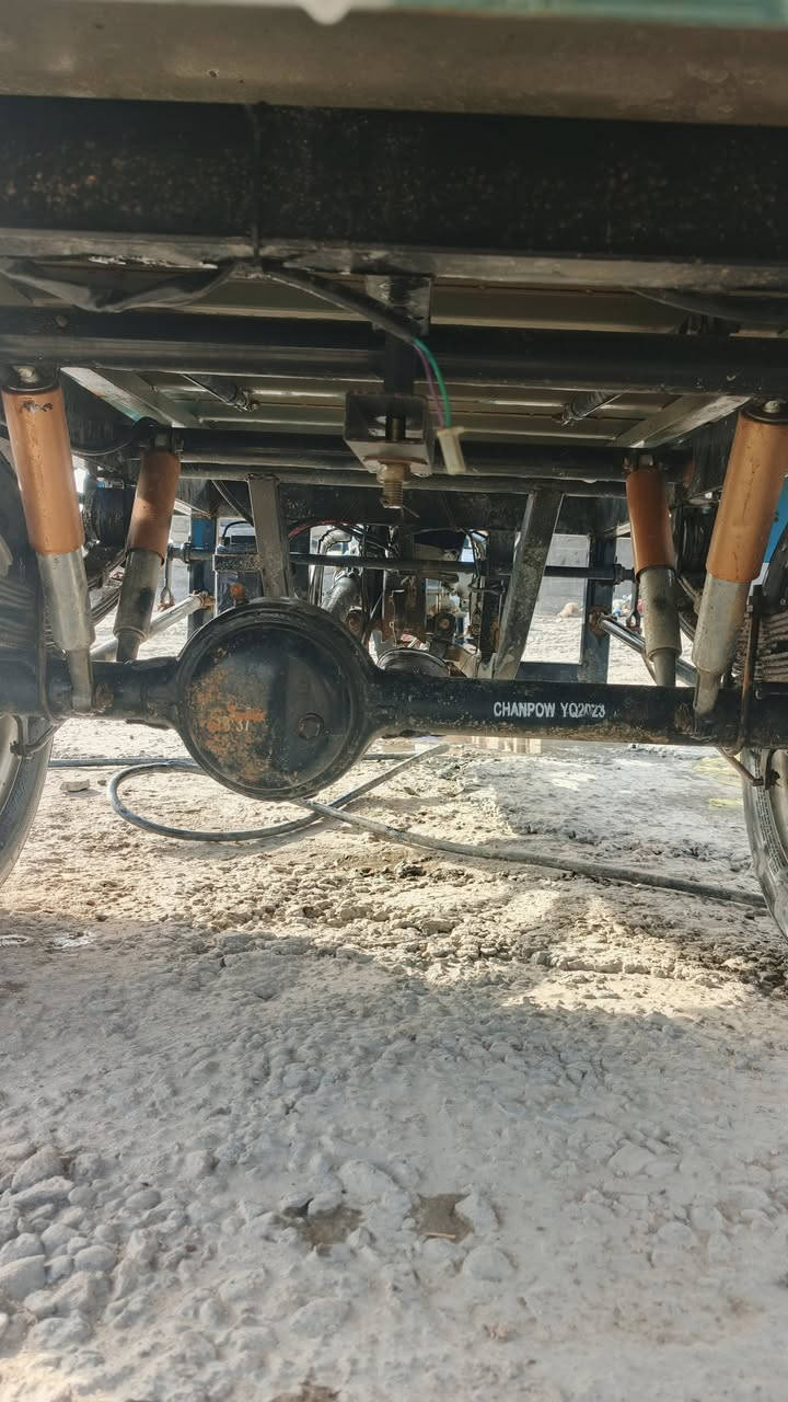 للبيع فقط موديل 2023طالعه سنه 2024. اوراق أصولي تحويل مباشر كفاله من كلشي.  كلشي شغال شلعه ومعدل فول. . السعر (2مليون 400الف دينار )بيها مجال ل شراي 
العنوان كربلاء الابراهيميه
***********
