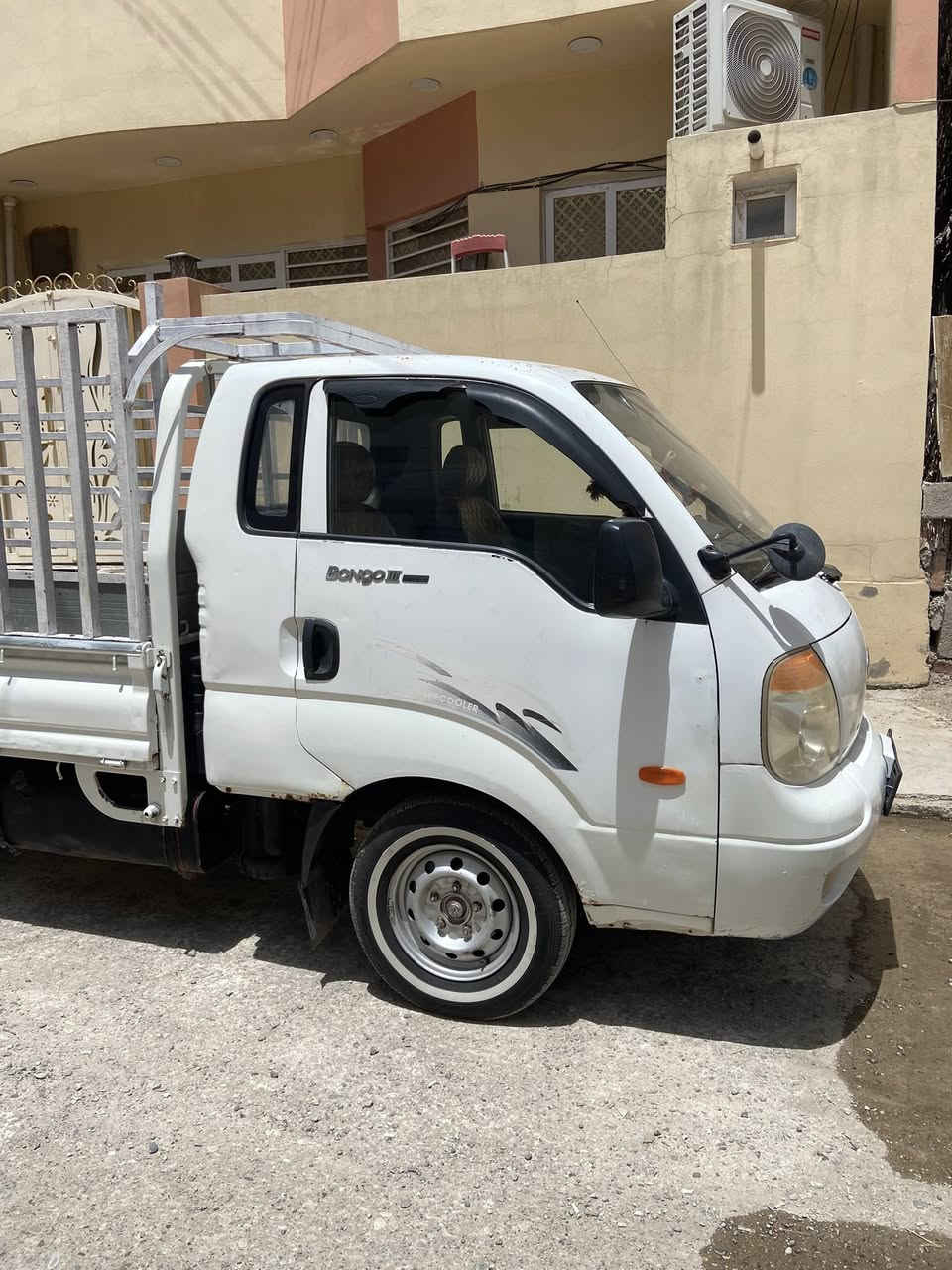 بنگو 3 مكينه ستاركس 3000 مكينه + گير مكفولات تخم تاير جديد اي نقص ماكو بس ستر الله السياره مال جناي وبأسمي شخصين لا بسم فلان ولا علان  السياره رايديها 77 ورقه والشراي لايجي وحده يجيب فيتر وسمكري وياااا واني حاضر رقم صاحب سياره ***********
