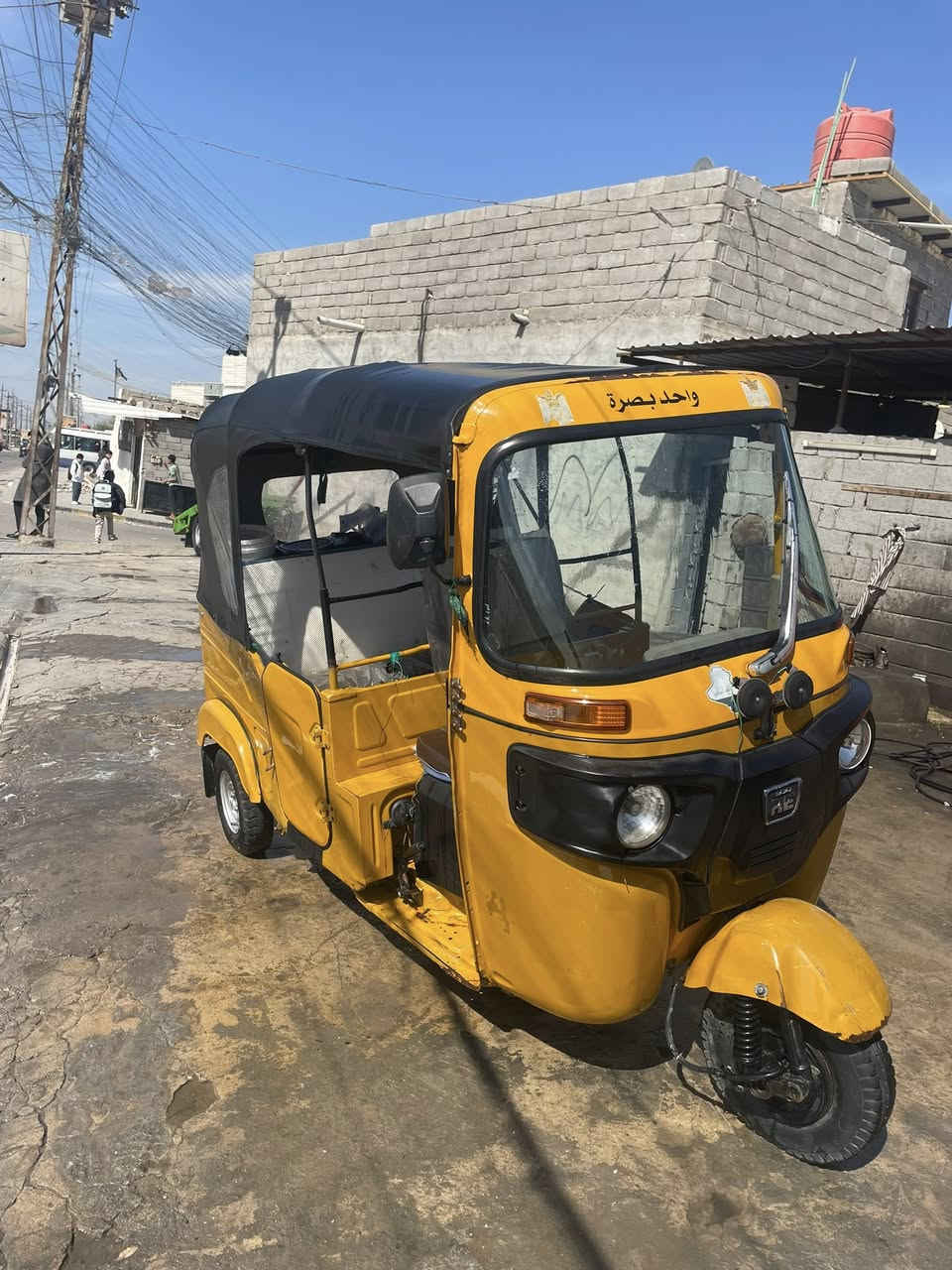 تكتك موديل 21 للبيع رقم وسنويه التكتك مجفته مره وحده وبيها شغلتين 3 اطيحلك من سعره علمودهن رايده 6300 اتصل واتساب شريحه ونتفاهم  مكاني بصره جمهوريه***********
