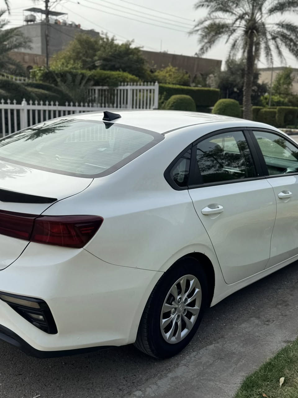 سلام عليكم كيا فورتي 2019 حادث جاملغ خلفي ايمن فقط ماشيه ماشيه 78 استخدام شخصي كامره شاشه تحكمات سياره كلشي بيها بلادي كير محرك كهربائيات رقم اربيل بأسمي رقم وهزه جديد
عنوان بغداد حي جامعه السعر 142. وبيها مجال بسيط ‭0772 451 3531
