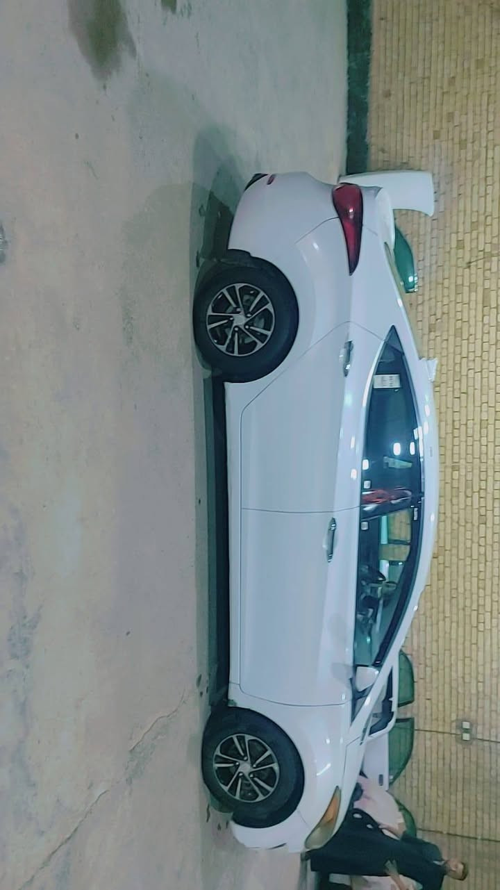 سلام عليكم النتره موديل 16 واردمريكي بيه قطعتين تبديل بنيد باب جه سائق مصبوغه صبغ عام عنوان نجف سياره باسمي بيه صوت براص سعر 95 /***********(.   ***********
