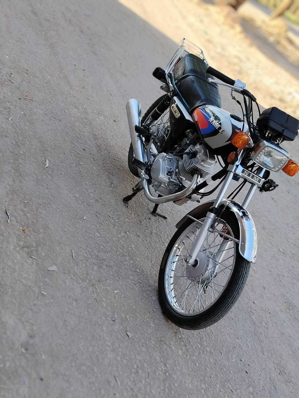 نامة متياز شبه الشلامجة٣حرف باب أول موديل ٢٧الدراجة جديدة حيل ومكفولة محرك مكفول أوراق مال وكيل السعر ٧٠٠مكاني بابل محاويل رقم الهاتف***********
