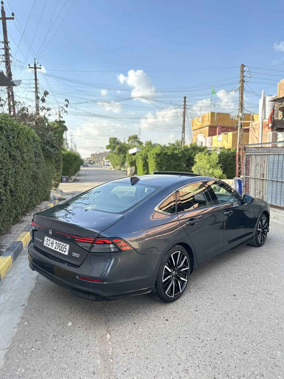 هوندا اكورد 2024 هايبرد وارد امريكي فئة التورنك اعلى مواصفات بالهوندا رقم بغداد بأسمي حادثها خلفي قطعتين قبق جنطه ونص الجاملغ الخلفي فقط بدون دواخل بدون ايرباك ماشيه 13 ميل فول مواصفات تبريد قطعتين داتا شو مقاعد تدفئه تبريد كراسي كهرباء تشغيل عن بعد بصمه تشغيل بصمة أبواب رادارات 360 درجه حساس تصادم خلفي امامي المرايه الداخليه عاكسه للضوء مقاعد جلد فتحة سقف لد نهاري والخ...... عارضها 219 وبيها مجال قليل حك الجيه مكاني بغداد  ***********

