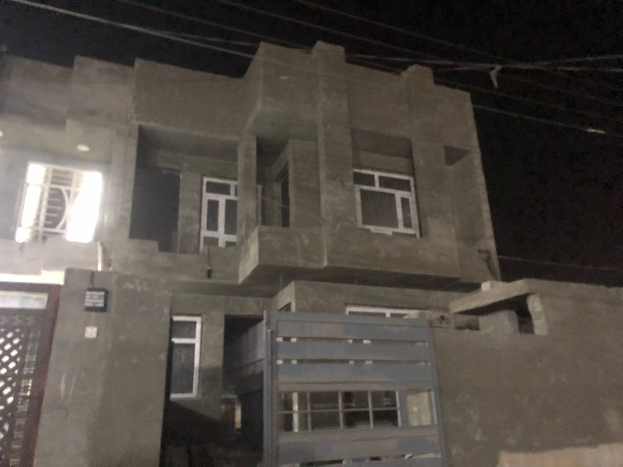 اللهم صلِّ على محمد وآل محمد 
تم ختام بيت اخ ابو العيس العبادي 
تصميم واجه فوم تركي تطعيم
 لون رصاصي فاتح وابيض 
مع اناره خارجيه 
كادر العمل مختص ايادي فنيه
مواد ذات جودة عالية  والمقاوم للظروف الجوية المختلفة ويمكن الطلاء بألوان مختلفة،🏡✨
مستعدين كافت ديكورات
 واصباغ خارجيه وداخليه
ومن الله التوفيق انشاء 
الله ينال اعجابكم♥
حـسونــــي ديـكــــــور
واتساب / ***********
