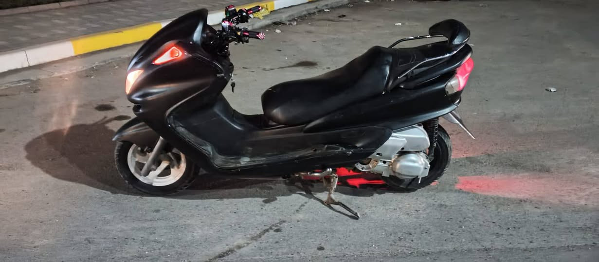 السلام اعليكم شباب ماجستا دبل رون محرك ايخبل صاروخ صالنصه رياضي كلجات جدد كهربائيةت شغاله الدشبول كله شغال المكان بغداد سعره ٤٢٥ بيه مجال ***********
