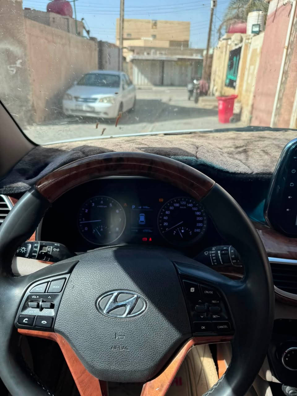 سلام عليكم
توسان ٢٠ خليجي رقم بغداد بسمي فول مواصفات بدون فتحه
ماشيه ٦٨حقيقي مكينه كير شرط بيه جاملغ خلفي وبنيد 
السعر ١٦٢
للاتصال ***********
واتساب ***********
راسلني ادزلك سونارهه
