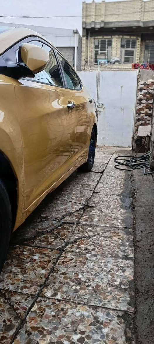 الانترا موديل 2013 حادثه من امريكا بنيد مبدل بدون دواخل وشواصي صدر جديد مكنيه جديده متل كصه سونار كدامك جديد نقص راديتر مال تبريد  رقم***********وتساب سعر خاص
