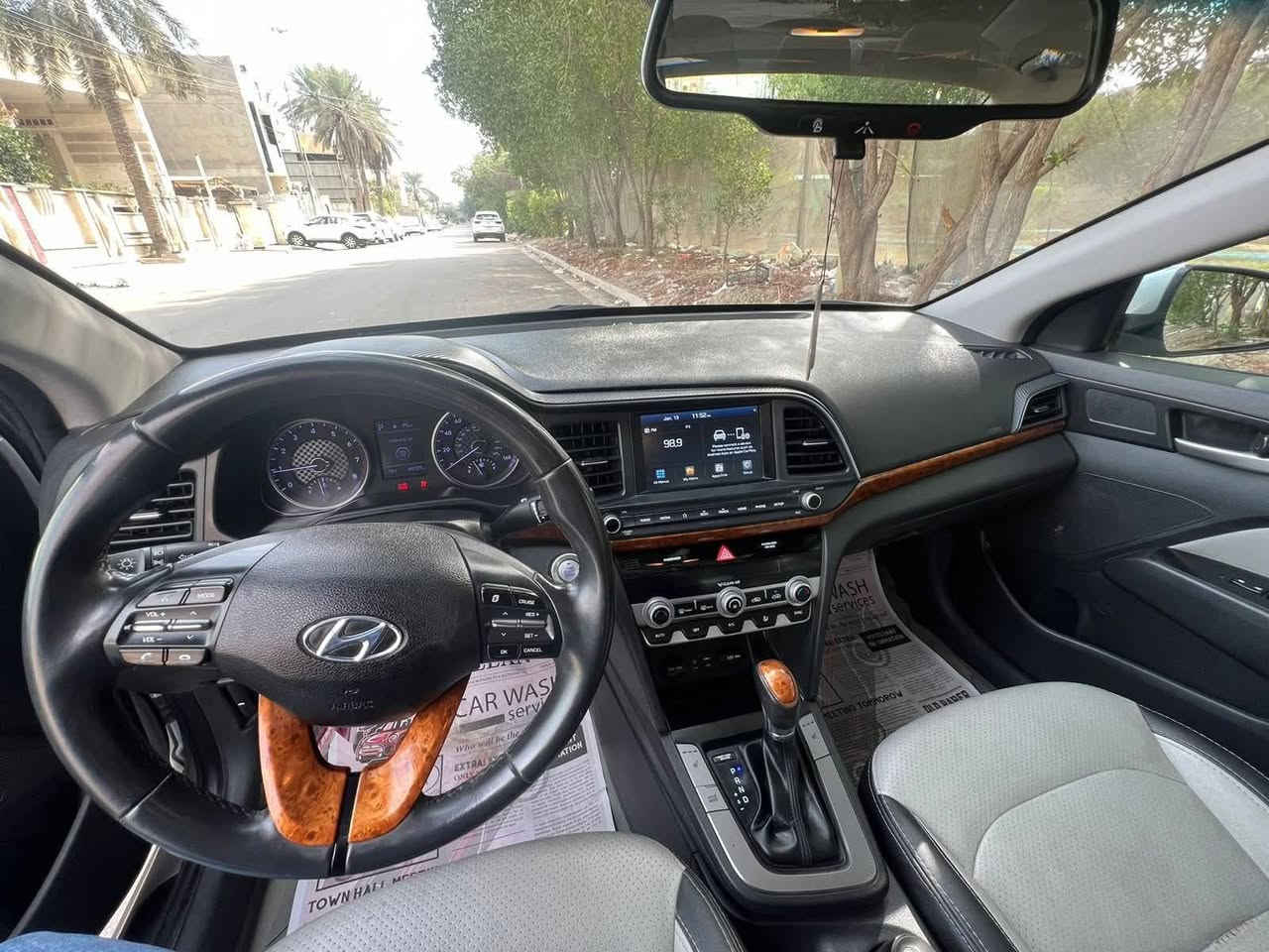 سلام عليكم النترا موديل 2019 امريكي حادثها دعامية أمامية فقط رقم بغداد و بسمي مشروع  وطني ومحول دولي  سياره فول موصفات دبل أرباك ماشيه 70 محرك 2000 دوش شرط ما مفتوحه بصمه وفتحى سقف سياره جديده وجاهزه مكينه كير تبريد حداديه تخم تاير جديد مكان السياره ذي قار -الشطرة السعر ب155 وبيه مجال واي ستفسار اتصل ع الرقم 
***********
