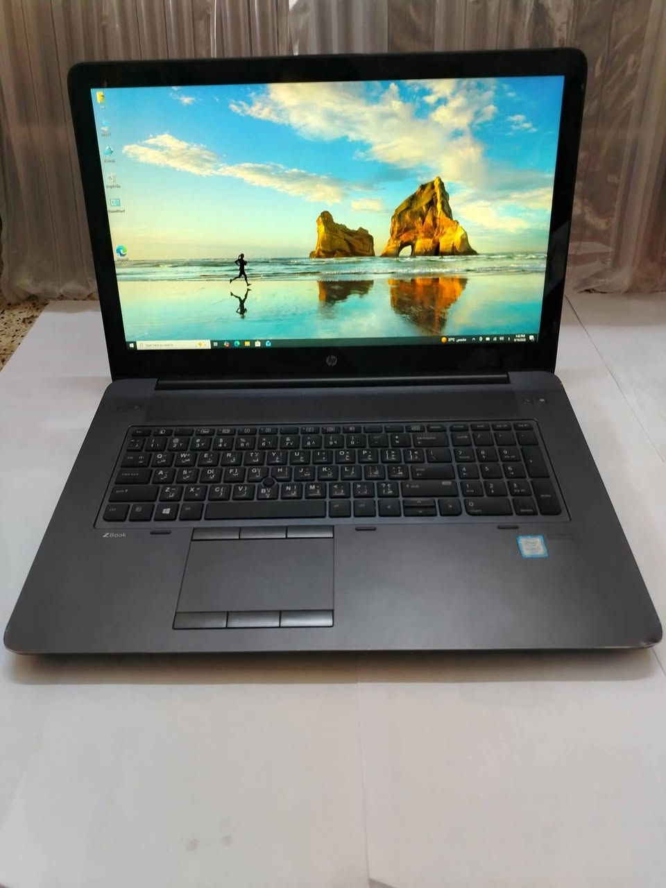 لابتوب للبيع  hp zbook 
كورد 7 الجيل 6
رام 16
هارد 256 ssd m2
المعالج فئة HQ
 كارت شاشة خارجي Nvidia Quadro M3000 M (4كيكا)
 كارت شاشة داخلي ( 8 كيكا)
المجموع الكلي (12  كيكا)
حجم الشاشة 17
الشاشة لمس 
البرامج الهندسية والعاب 
النظافة فول
السعر 400 الف قفل


**إذا كنت صاحب هذا الإعلان وتريد حذفه لأي سبب، رجاءا أرسل رسالة إلى الدعم الفني**