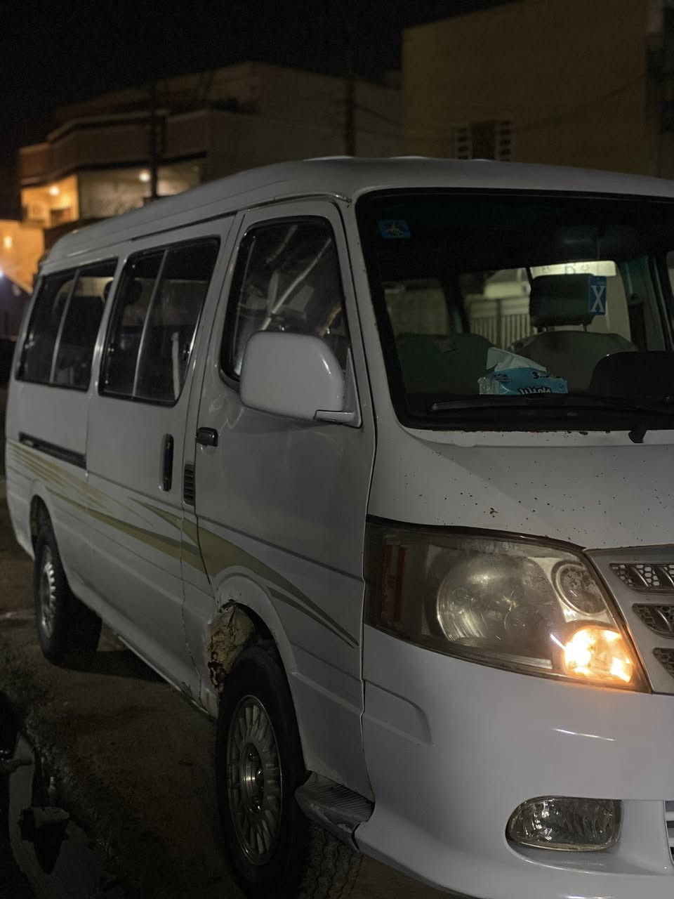 السلام عليكم كيه فتون 2009 مواصفات 2010 السيارة نظيفة كير محرك اكسل  مكفول  كهربائيات السيارة كلها شغاله بدون جطل على وضعية الشركه  صدرها 70% هيئه ومرور مصفره رقم بغداد انكليزي بأسمي السنويه لحد 2030 رقم شاصي الشعار بالسنوية السيارة مابيها لا بارد ولا صبغ السياره نصبتها حلوه فقط الخياس السعر 60 وبيها مجال العنوان شهداء البياع شارع المضخة الاول نهايته قرب ابو سامر المضمد للأتصال ***********
متوفر واتساب
