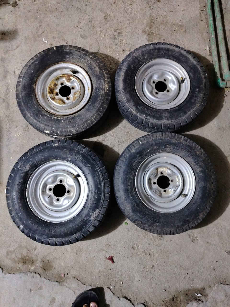 سلام عليكم غارض تكتك للبيع سبيرات نضيفات سعر الواحد 15+ مسجل جديد سعر 20مضخم-صوت سعر15نضيف وتجوه سعره 10 رقم ***********
