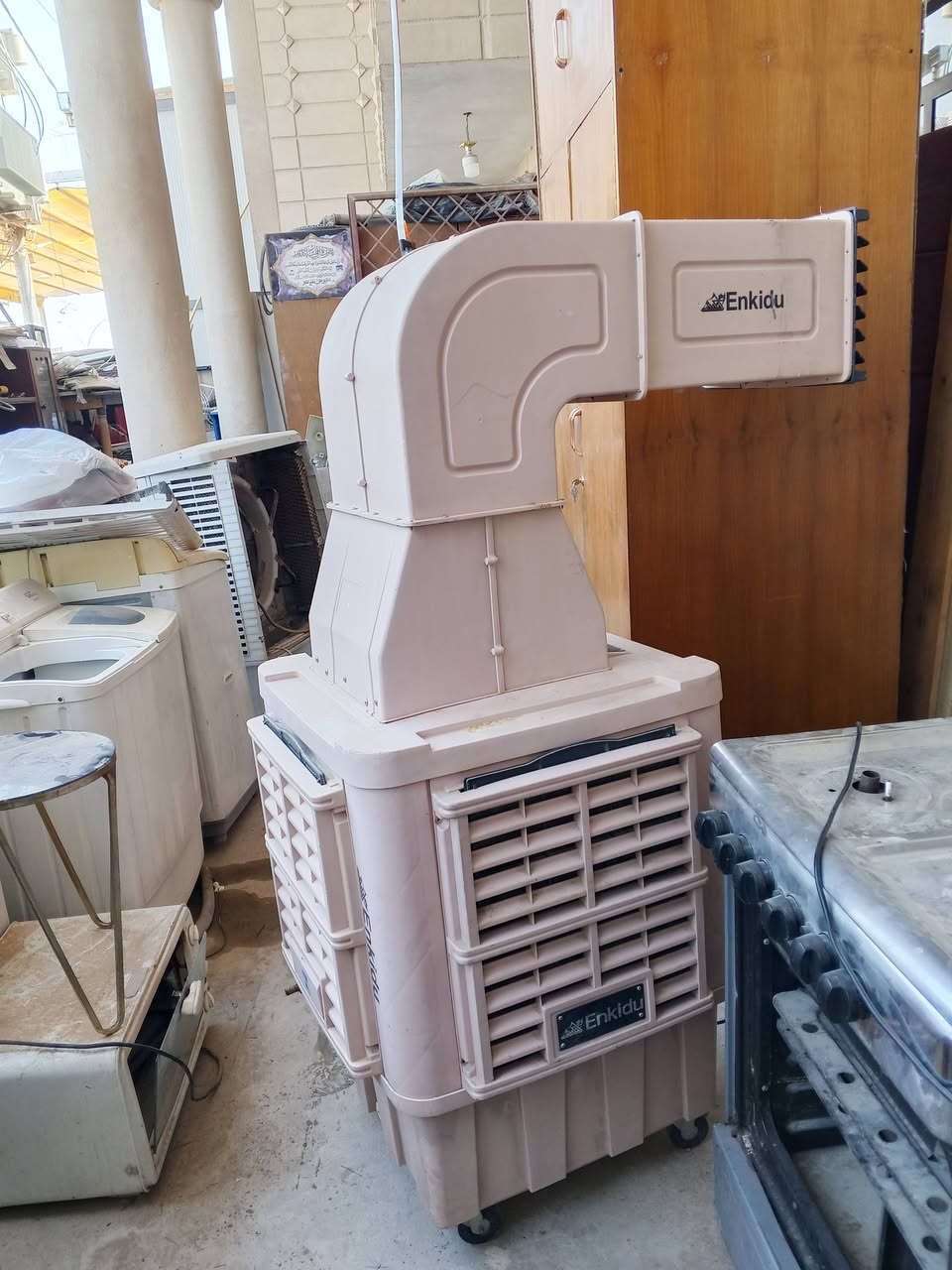 للبيع ب225 جديده  للاتصال ***********
