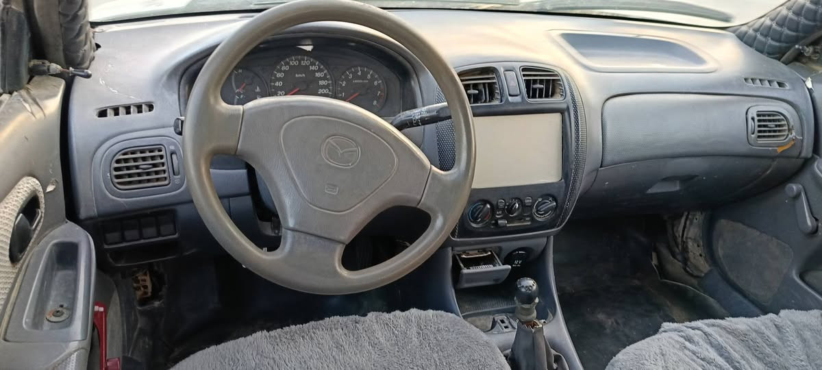 مازدا 323 صندوق
موديل 2000  شرط تحويل 
.... تبريد شغال...كير عادي 
سيارة صبغ عام 
سعر 28. ورقة ومجال 
العنوان قضاء بردرش 
***********
