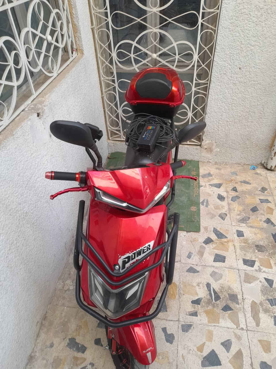 دراجة شحن  نظيفة
6بطاريات جديدة
سويج عدد  2  بصمة عدد  2
الابريكات عنبار دهن
هورن  لايت اشاير كلها  شغال
*********** بغداد  البلديات
