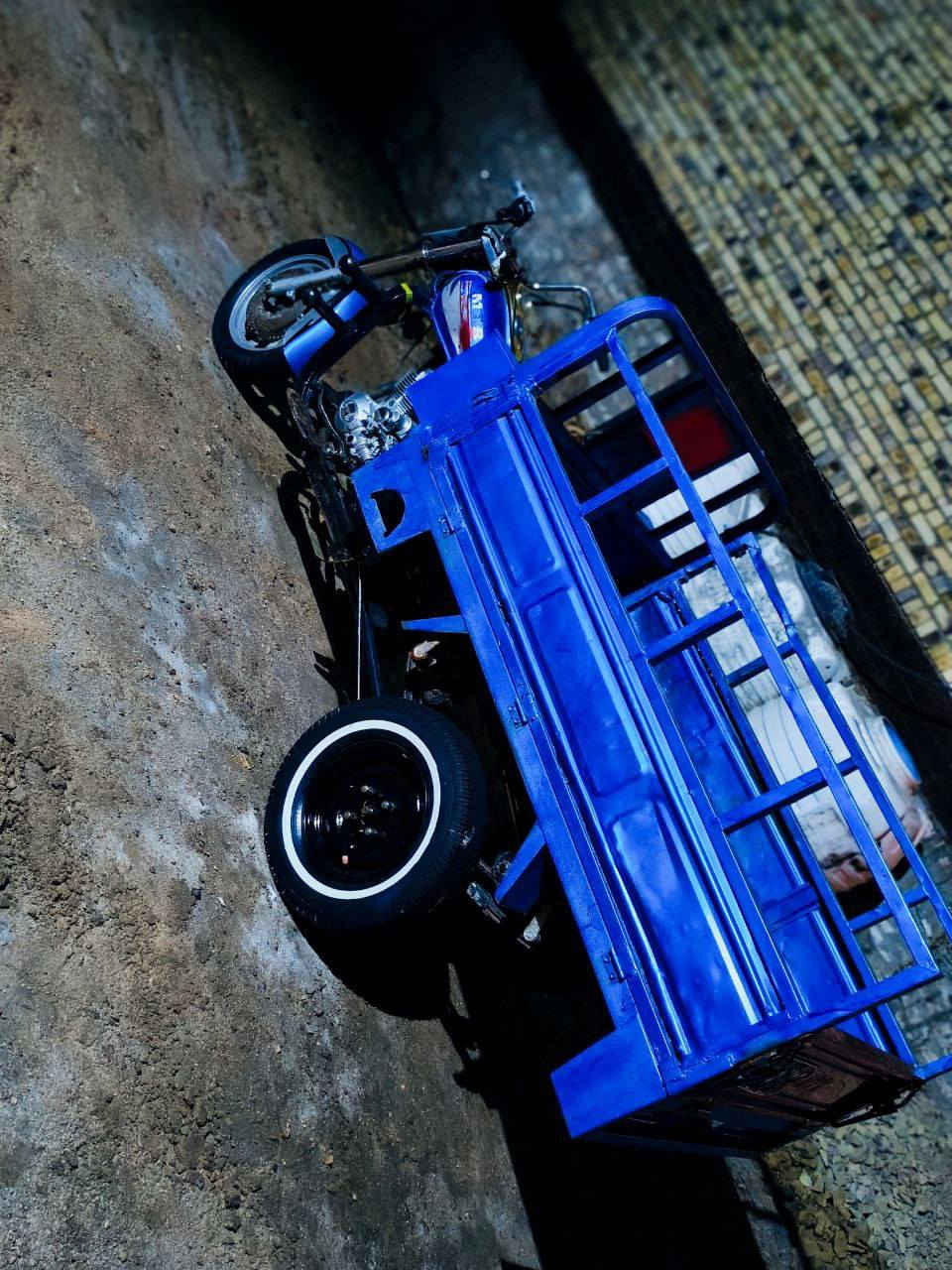 سلام عليكم امتيار للبيع حصيره تسكام تفصال جديده كير مكينه توني شادهن ضفيره جديده باتري جديد شوته كابريتر جددد دراجه جاهزه مكان سماوه
***********
