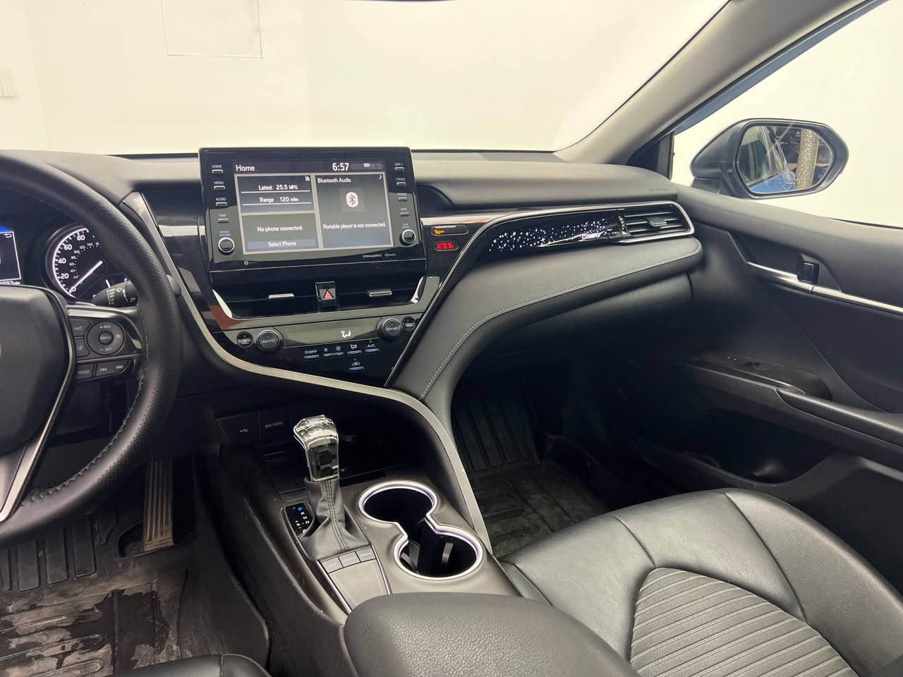 Toyota Camry 2023
تويوتا كامري 2023
مواصفات +SE

مكينة ٤سلندر حجم ٢.٥لتر تنفس طبيعي
ماشية 52,000 ميل و بحالة ممتازة 

السيارة كلين تايتل بدون دواخل و ابدون ايرباكات
السيارة كلش حلوة و نظيفة 

السيارة رقم دهوك الدولي سنوية جديدة
مكفولة من كير و محرك و كهربائيات

و ب سعر(232$) ورقة و بيها مجال

مكان السيارة

دهوك -معرض ارشف R-Shev
رقم51 من معارض التيرمينال 

***********
*********** دهوك, العراق
