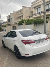 كورولا • ٢٠١٥ • ١٨٠٠٠ كم