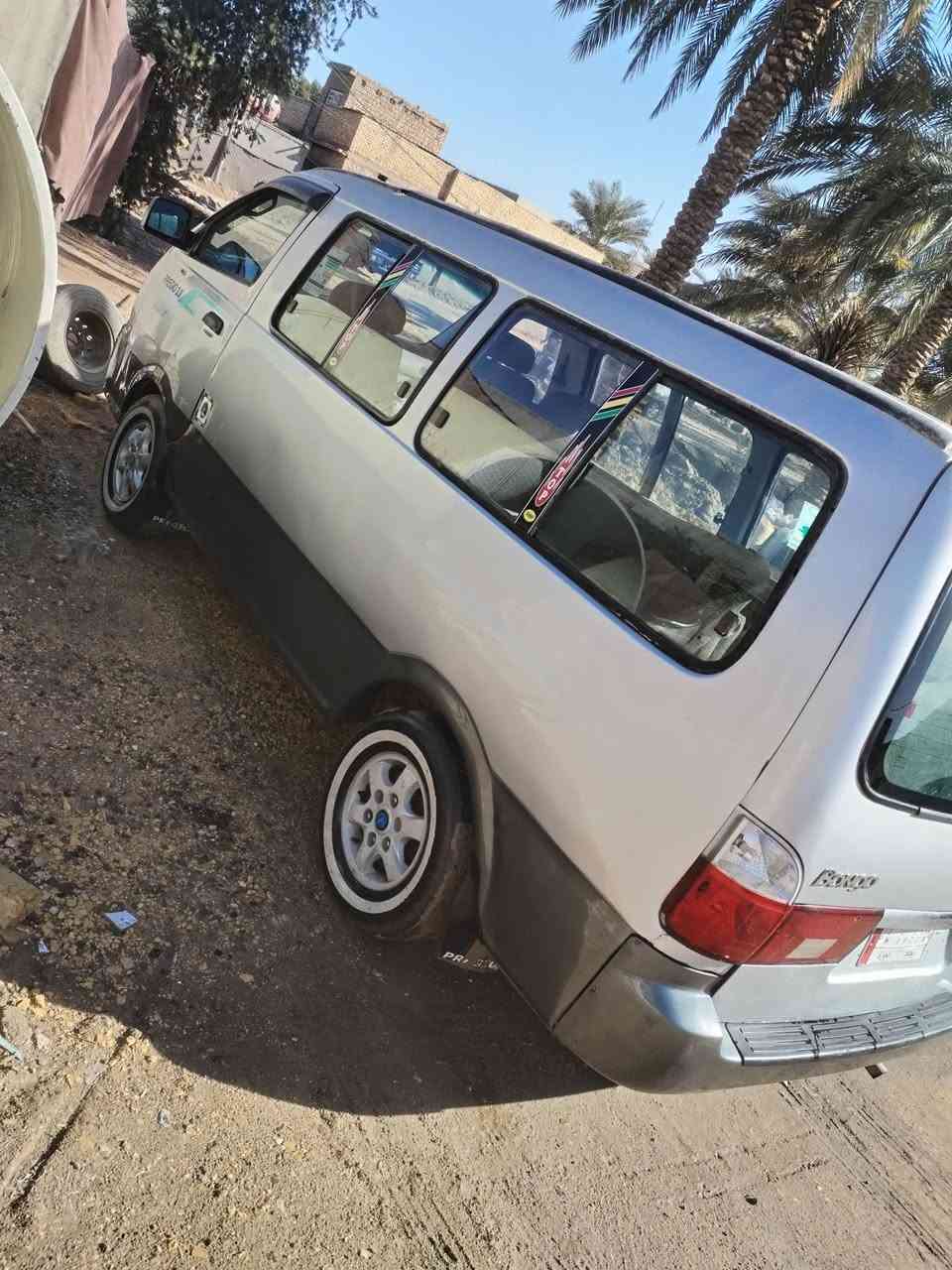 للبيع كيا بريجو موديل  ( ٩٨ ) بغداد  مكان بابل شارع طهمازيه عوفي ***********
