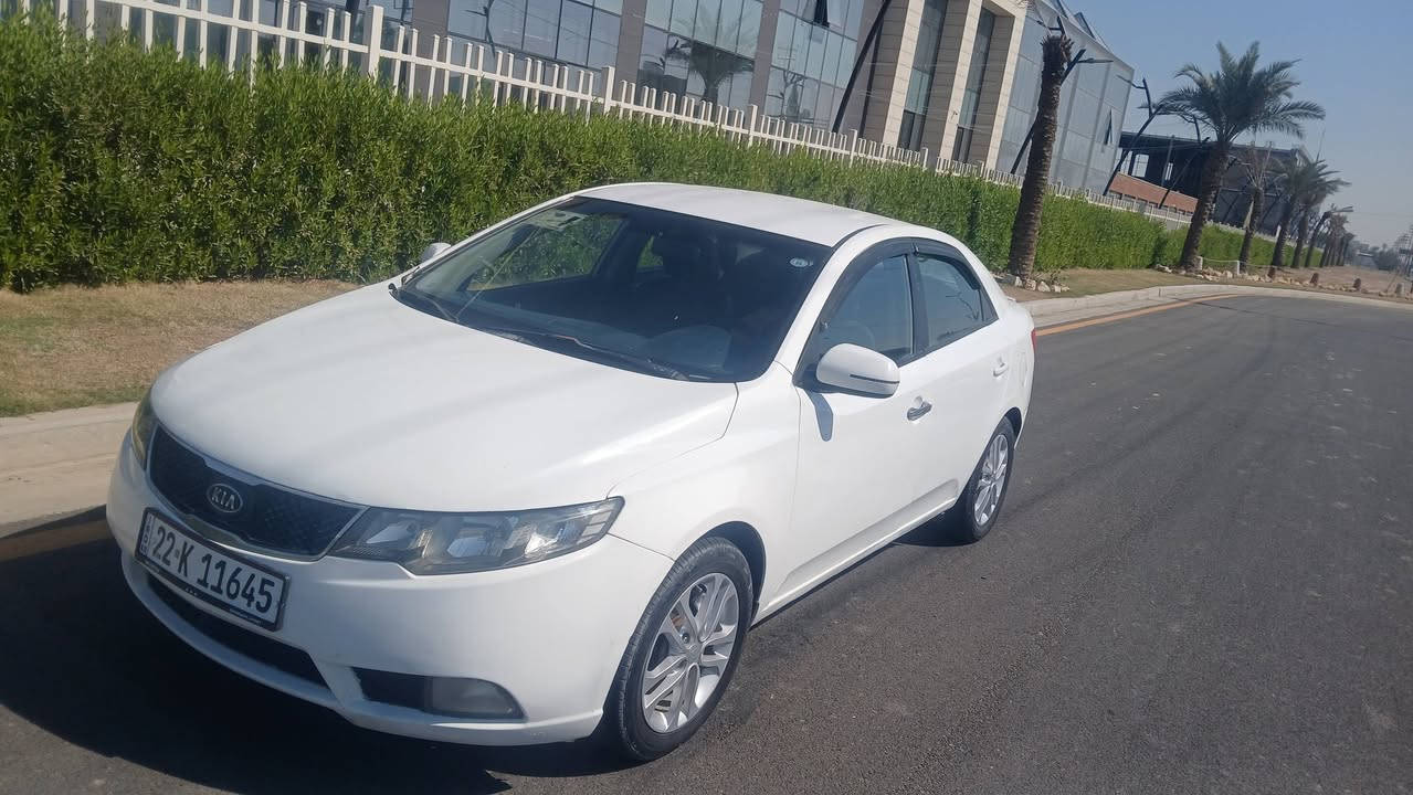 كيا  سيراتو موديل ١١رقم اربيل بسمي صبغ حزام جمالية محرك وكير وتبريد مكفولات سياره هالسعر 85وبيه مجال شي قليل ***********
